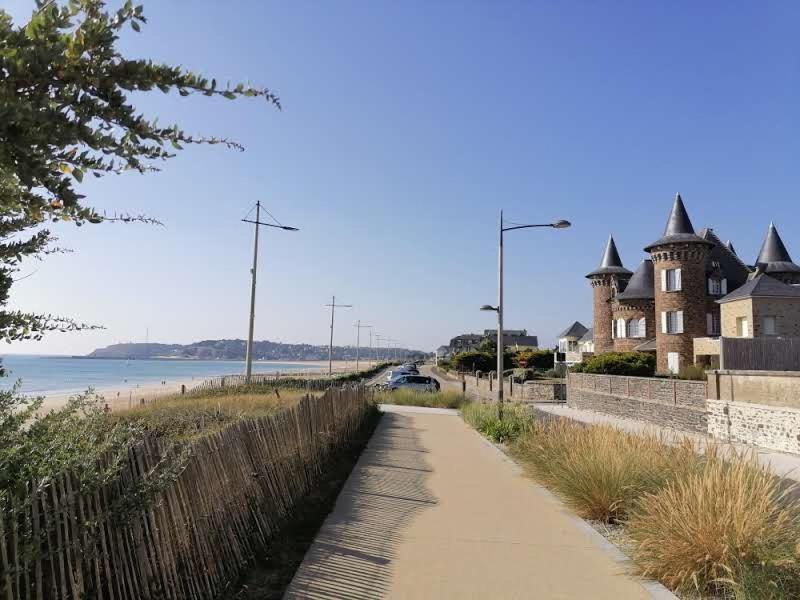 Le Petit Logis De Barneville Plage Wc Exterieur Barneville-Carteret Exterior foto